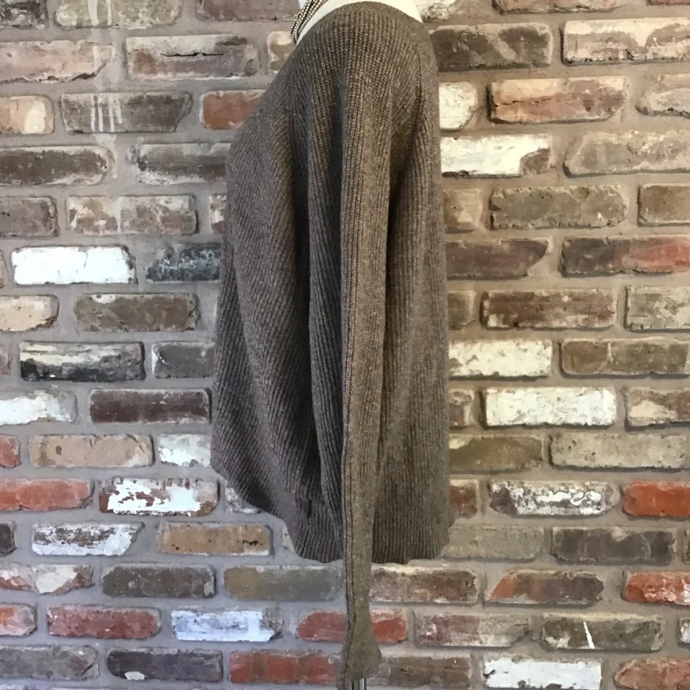 OLD NAVY Women's Mushroom Brown Heathered Shaker Stitch V-Neck Sweater L